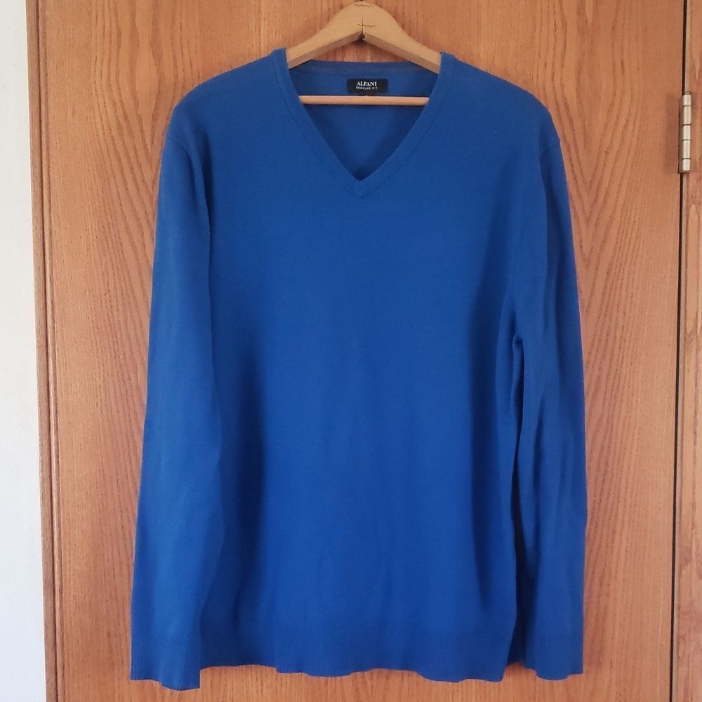Bright Blue Alfani V-Neck Sweater Sz XL